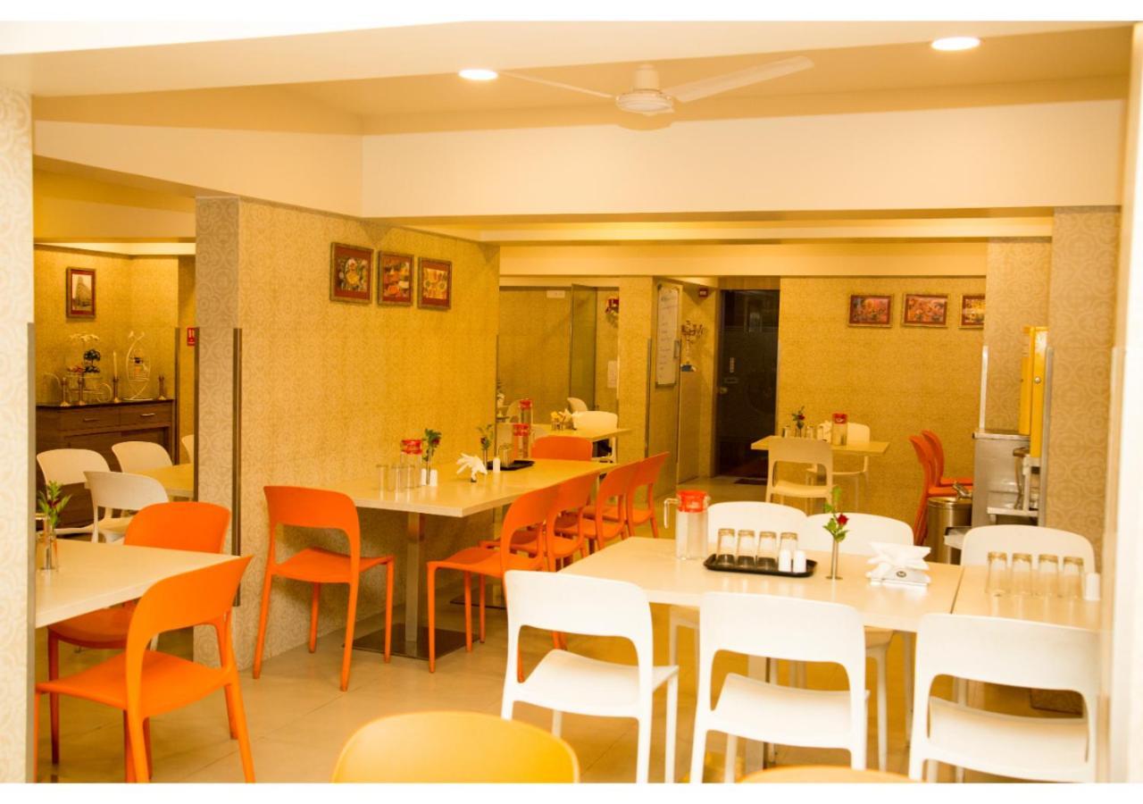 Ashok Deluxe Apartments, Marol Andheri East Mumbai Eksteriør bilde