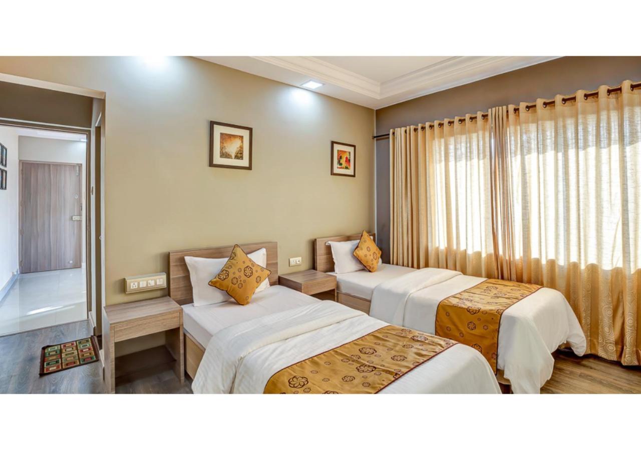 Ashok Deluxe Apartments, Marol Andheri East Mumbai Eksteriør bilde