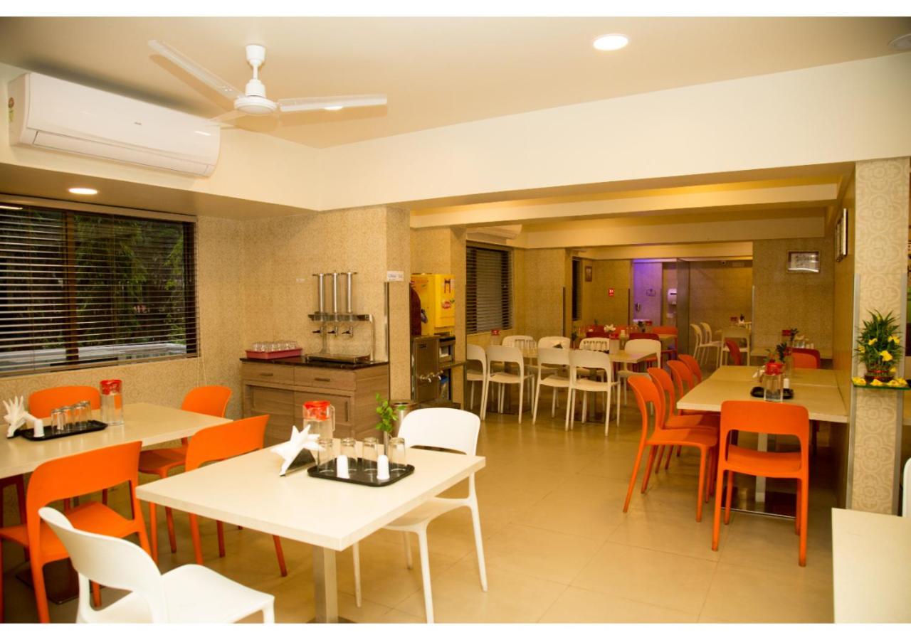Ashok Deluxe Apartments, Marol Andheri East Mumbai Eksteriør bilde